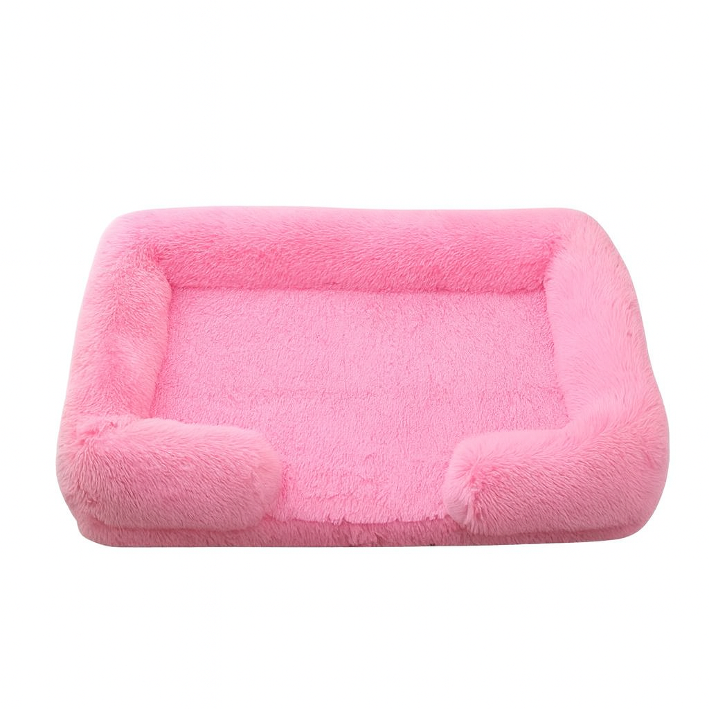 Lit carré en peluche pour chiens et chats